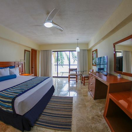 Plaza Pelicanos Grand Beach Resort All Inclusive Puerto Vallarta Buitenkant foto