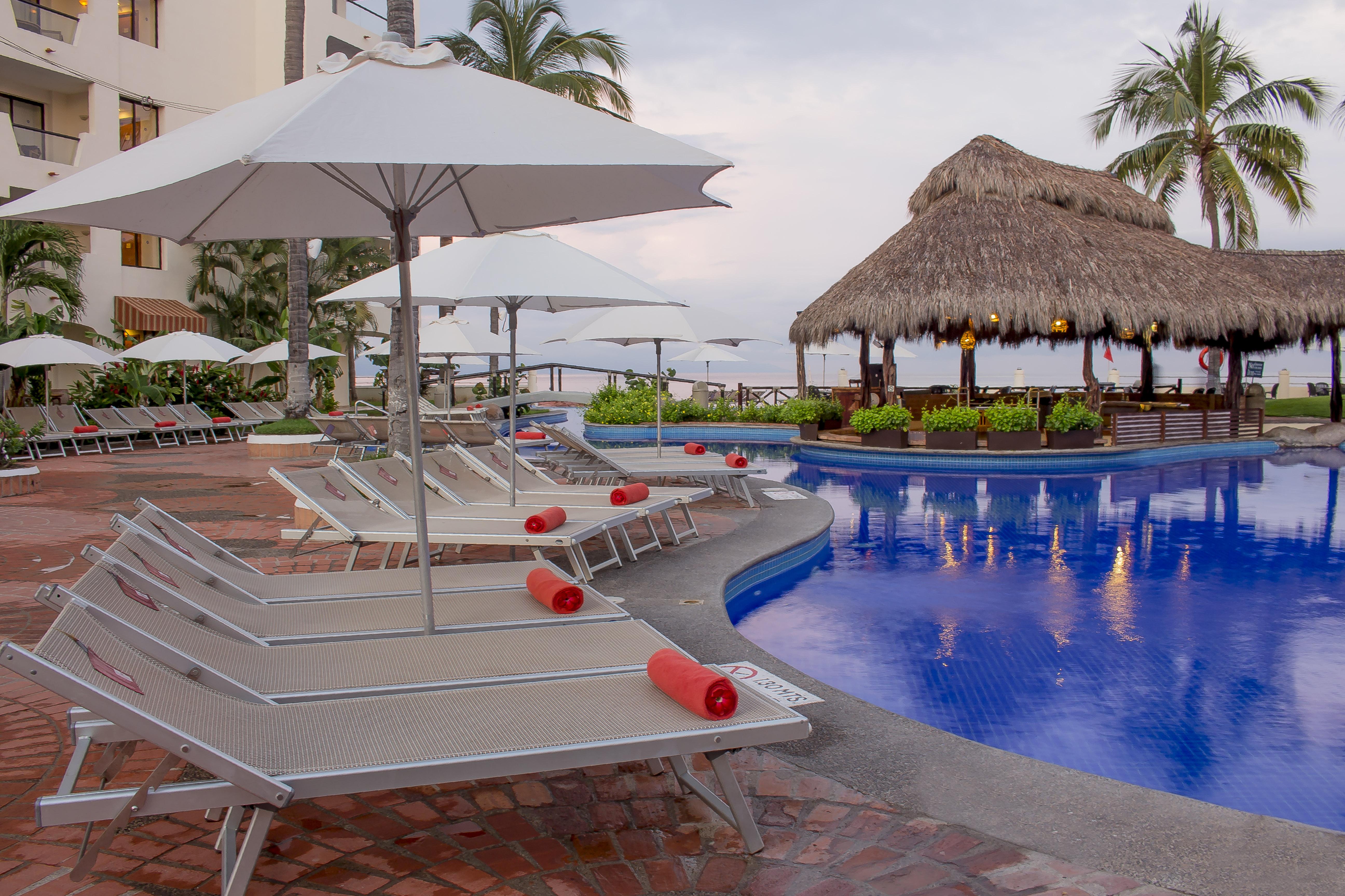 Plaza Pelicanos Grand Beach Resort All Inclusive Puerto Vallarta Buitenkant foto