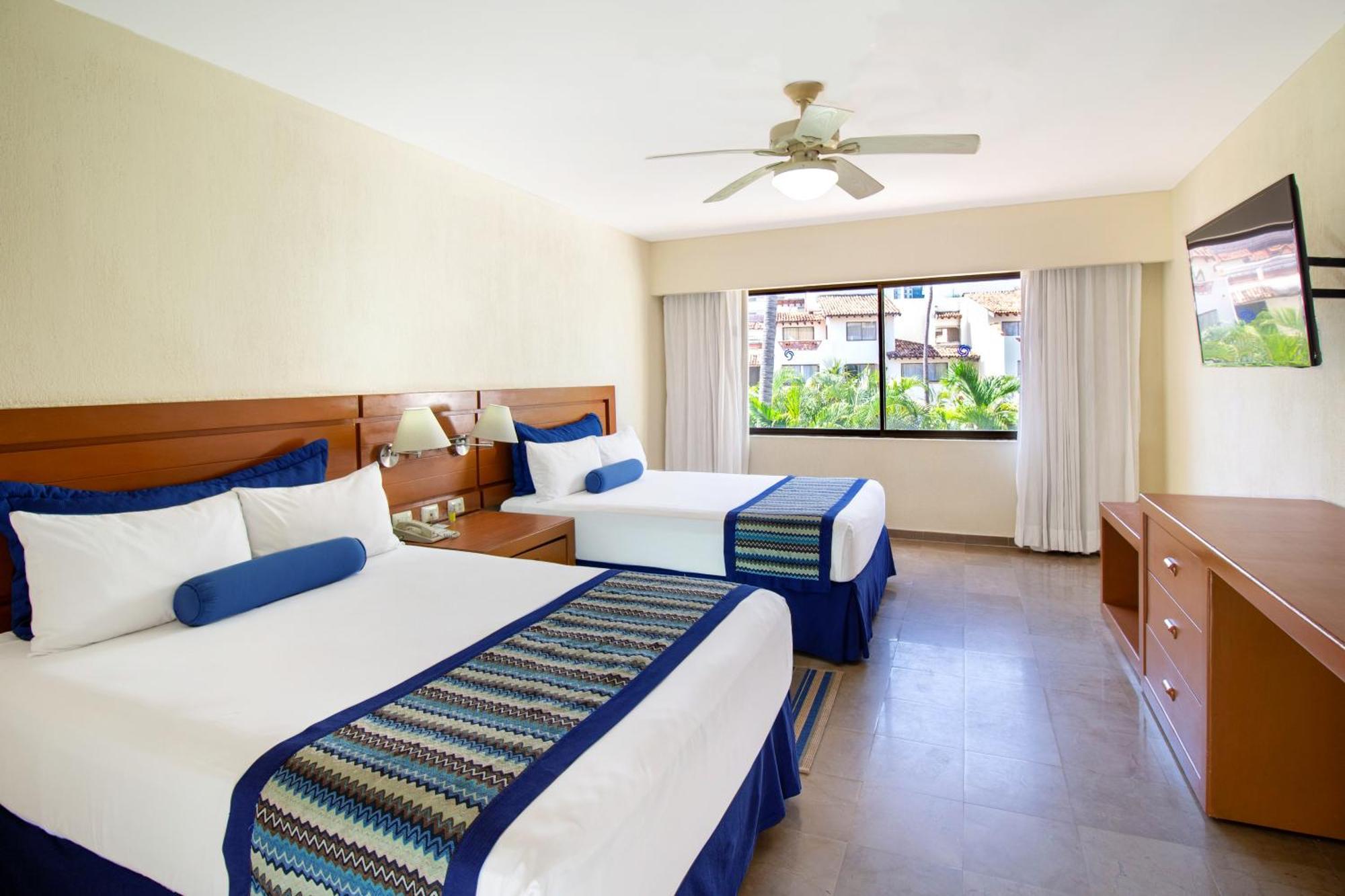 Plaza Pelicanos Grand Beach Resort All Inclusive Puerto Vallarta Buitenkant foto