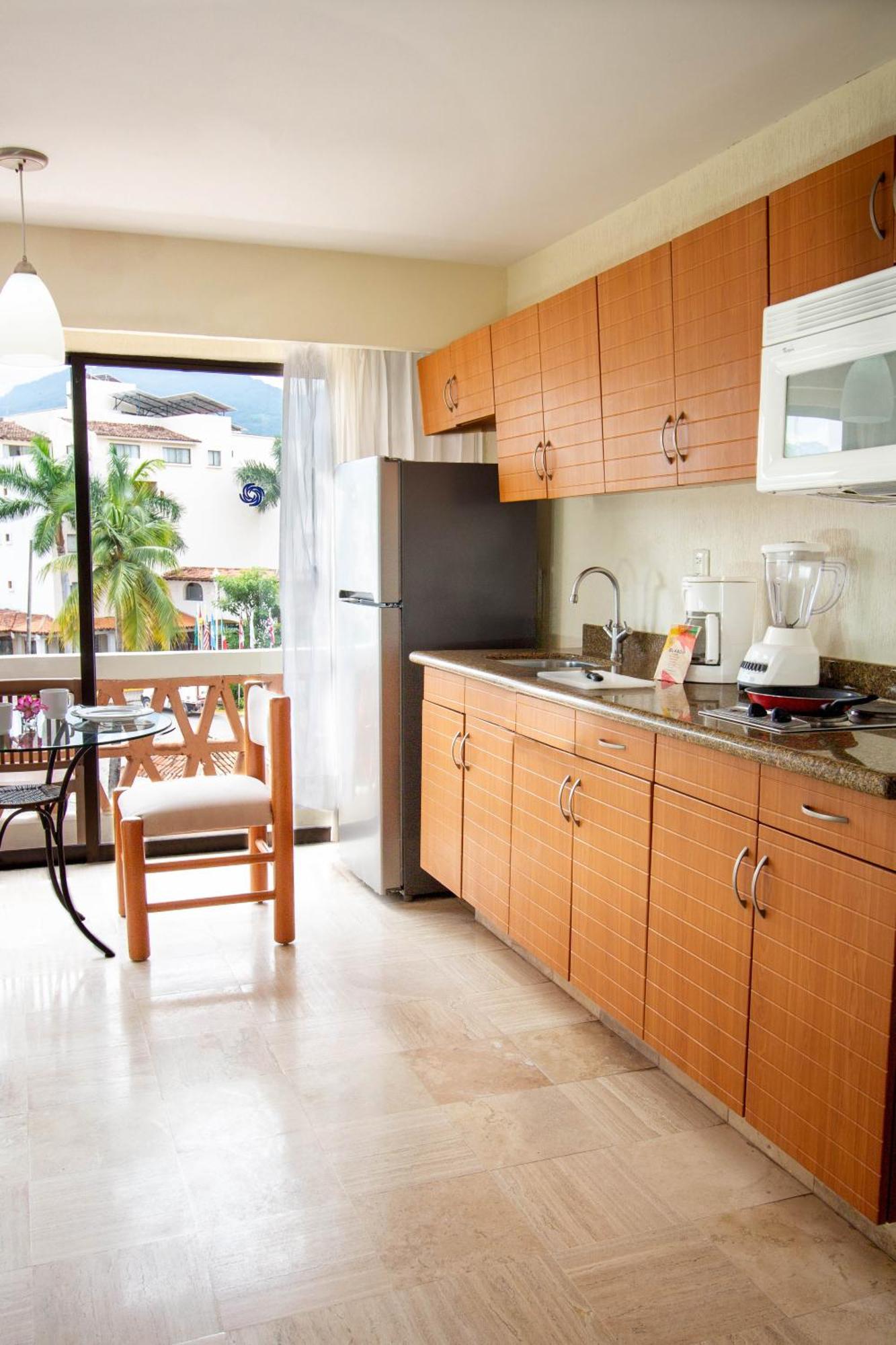 Plaza Pelicanos Grand Beach Resort All Inclusive Puerto Vallarta Buitenkant foto
