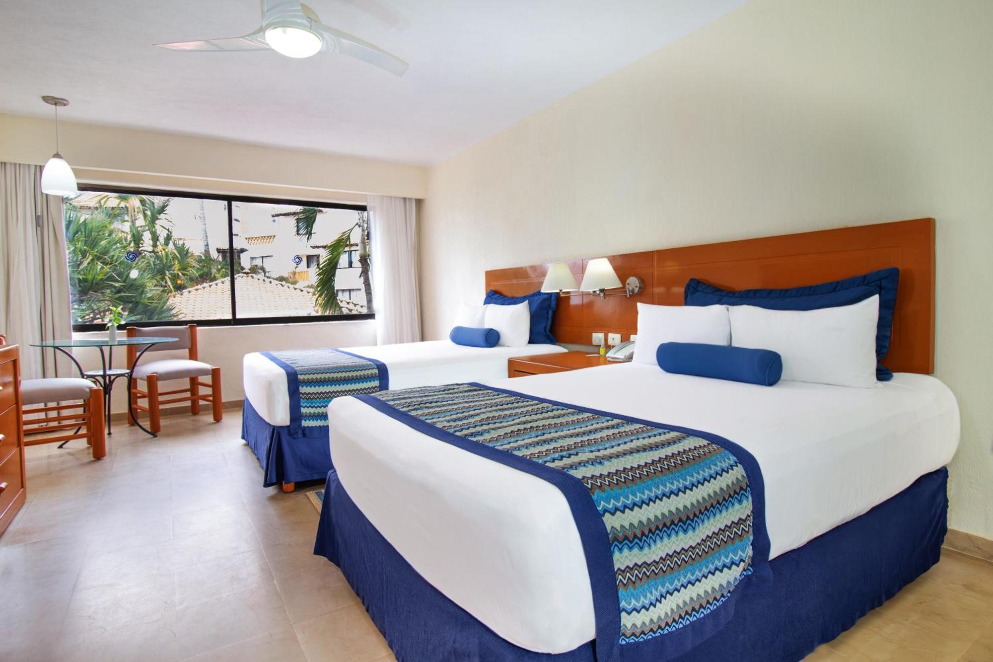 Plaza Pelicanos Grand Beach Resort All Inclusive Puerto Vallarta Buitenkant foto