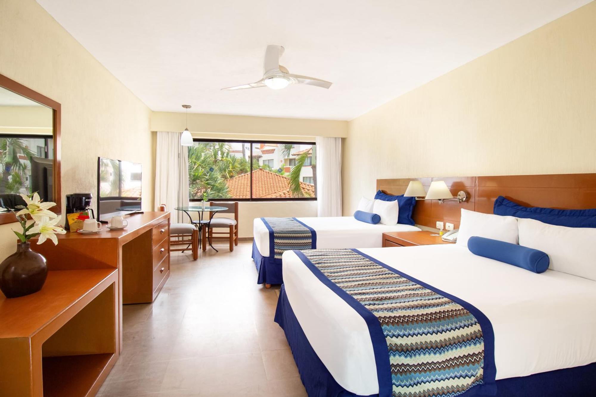 Plaza Pelicanos Grand Beach Resort All Inclusive Puerto Vallarta Buitenkant foto