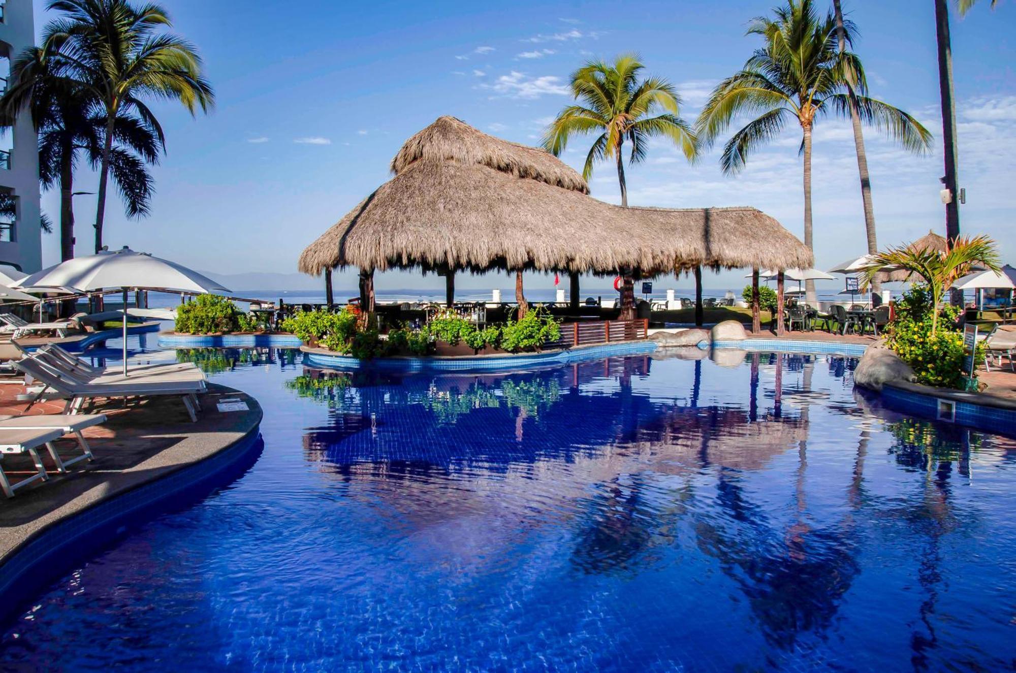 Plaza Pelicanos Grand Beach Resort All Inclusive Puerto Vallarta Buitenkant foto